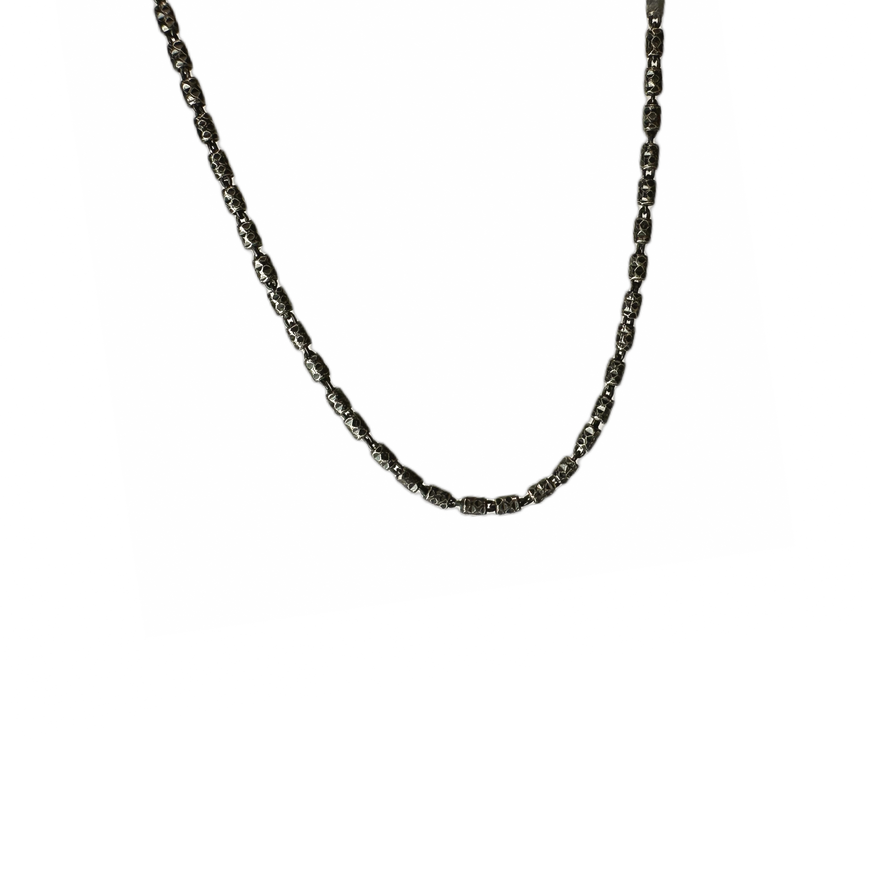 "Twinkle Bar" Black Silver Bar Chain Necklace