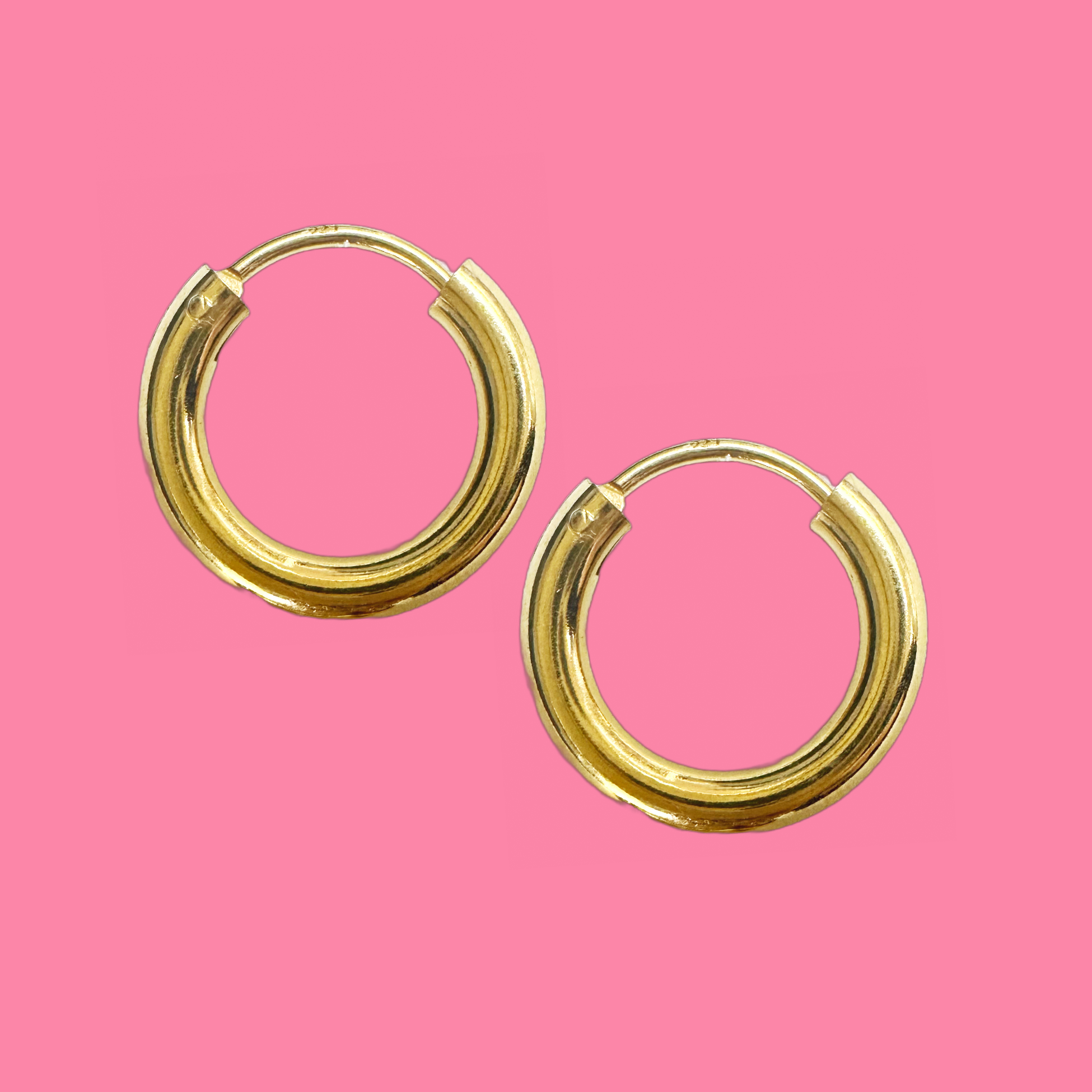 Gold Thick Hoop Earrings Seamless