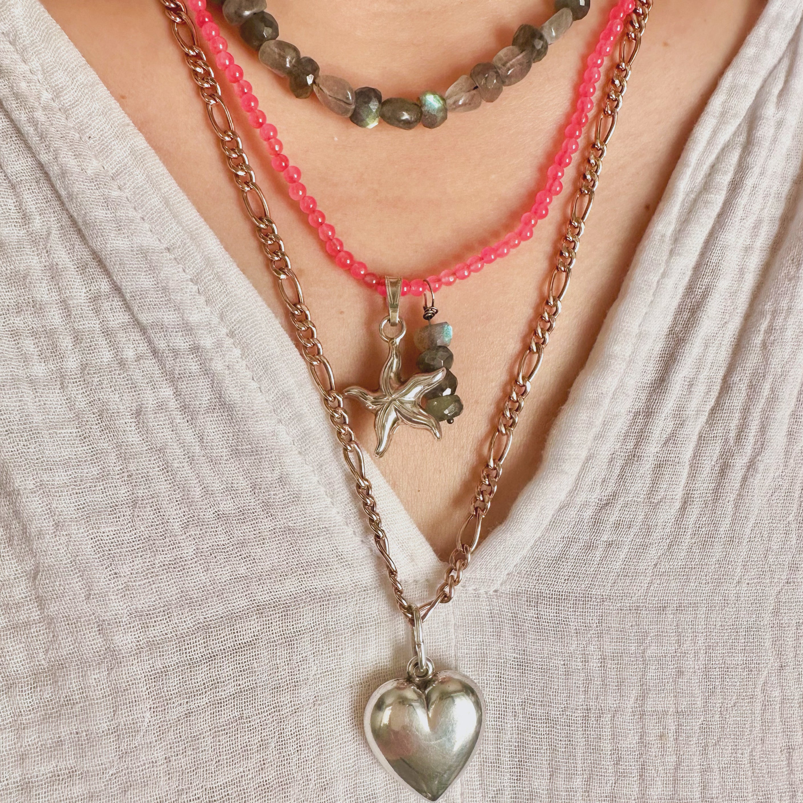 Rosy Figaro Chain Necklace 30 inch