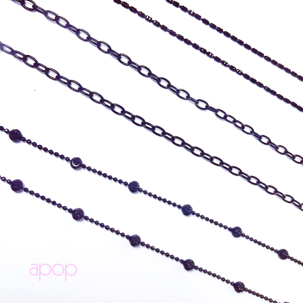 "Pluto" Black Silver Beaded Chain Necklace