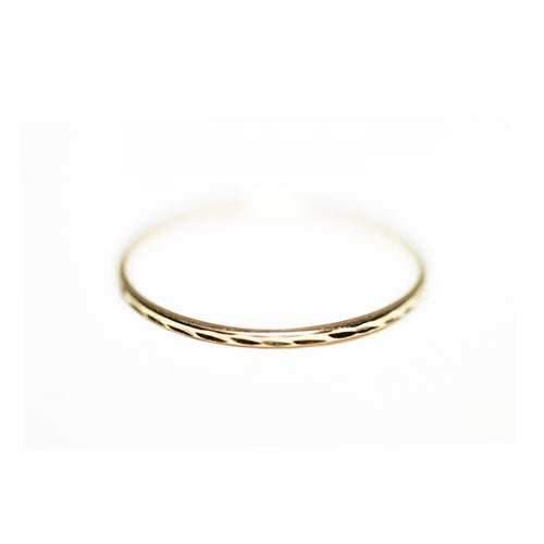 14kt Yellow Gold Thin Band Ring Diamond-Cut 1mm
