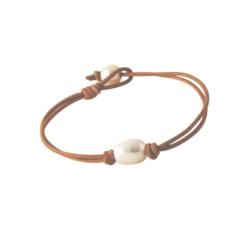 Pretty Pearl Adjustable Leather Style Bracelet