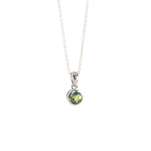 Sterling Silver Peridot Solitaire Pendant Necklace